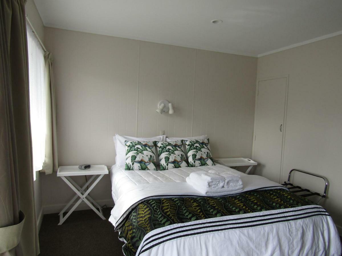 Anchorage Motel Whitianga Exterior photo