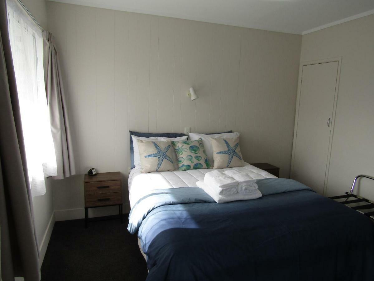 Anchorage Motel Whitianga Exterior photo